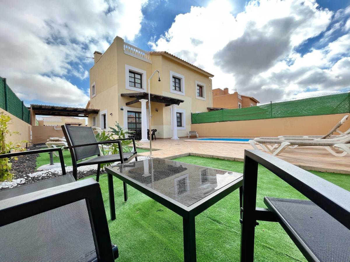 Ftv Holidays Homes Corralejo Luaran gambar